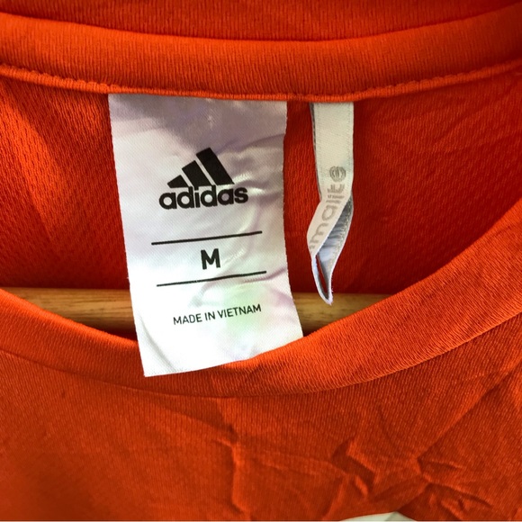 Adidas suer soft dryfit tshirt (S-M) - Picture 4 of 5